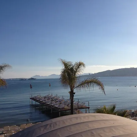 Apartment Grand 7 Minutes De La Et Climatise Sur Juan Les Pins
